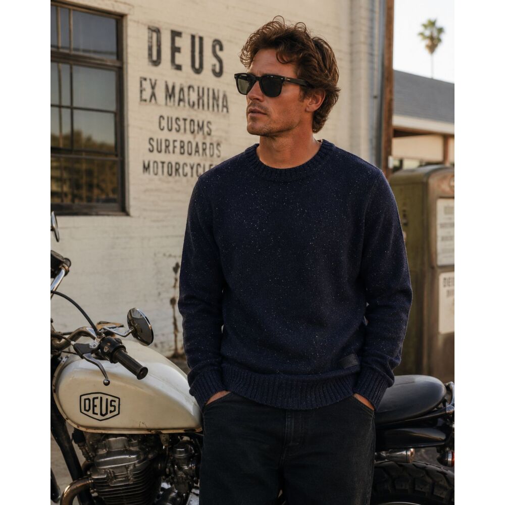 DEUS Ex Machina Blue Pullover Sweater Top   Mens Size Medium